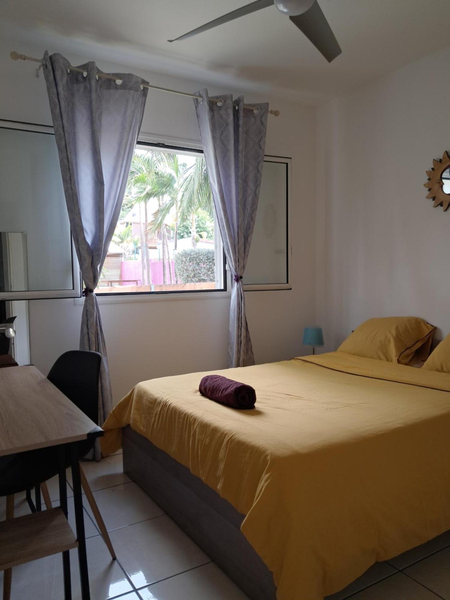 Chez Nous Apartment Saint-Paul ภายนอก รูปภาพ